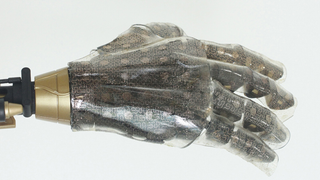 This Artificial Skin Can Feel Pressure, Heat and Dampness
